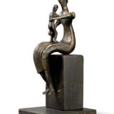 HENRY MOORE, O.M., C.H. (1898-1986) - photo 1