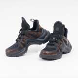 Louis Vuitton. Paar LV Archlight Sneakers in Schwarz - photo 1