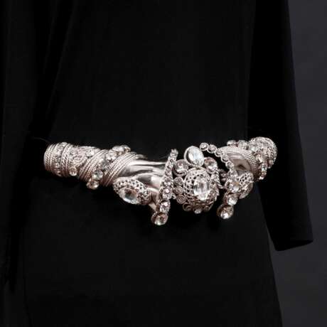 Christian Dior. Samt-Gürtel mit Swarovski-Schließe aus der Kollektion Boutique - Foto 1