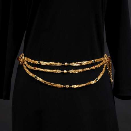 Chanel. Chain Belt mit Strass und Farbsteinen im Byzantinischen Stil - photo 1