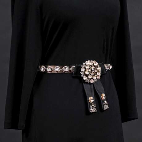 Dolce & Gabbana. Schmuck-Gürtel mit Swarovski-Kristallen 'Cintura Fiocco' - Foto 1