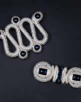 Paar Broschen von Karl Lagerfeld aus der Atelier Kollektion