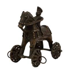Altes Kinderspielzeug "Pferd" aus Messing-Bronze, INDIEN, 19. Jahrhundert.