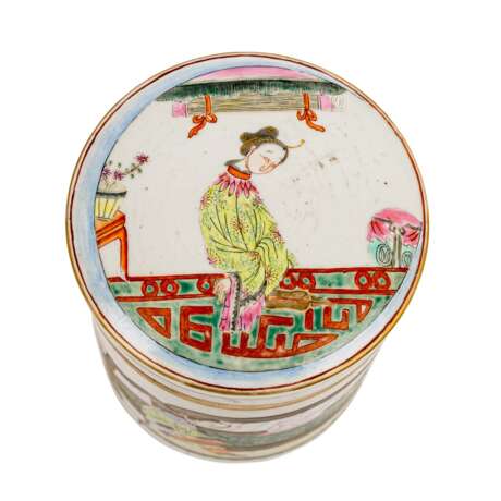 Teedose aus Porzellan. CHINA, 19. Jahrhundert. - фото 6