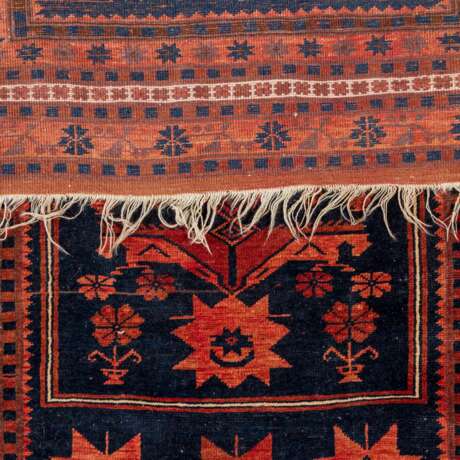 Drei dörfliche Teppiche: ANATOLIEN/TURKMENISTAN/KAUKASUS - photo 5