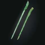 TWO EMERALD-GREEN-MOTTLED JADEITE HAIRPINS - фото 1
