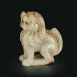 A SMALL PALE GREENISH-GREY JADE FIGURE OF A MYTHICAL BEAST - фото 1