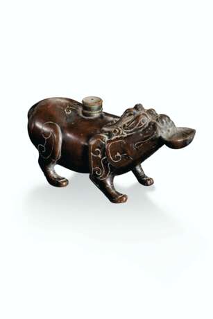 A BRONZE `BIXIE` WATER POT AND DROPPER - photo 1