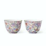A PAIR OF FAMILLE ROSE MILLE FLEURS CUPS - photo 1