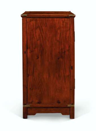 A PAIR OF HUANGHUALI KANG CABINETS - photo 2