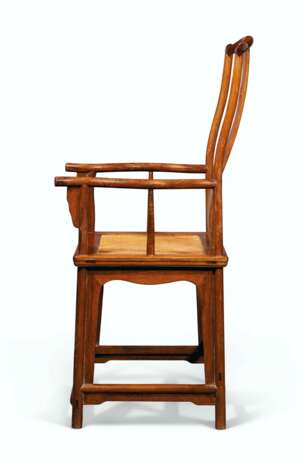 A PAIR OF HUANGHUALI `OFFICIAL`S HAT` ARMCHAIRS - photo 2