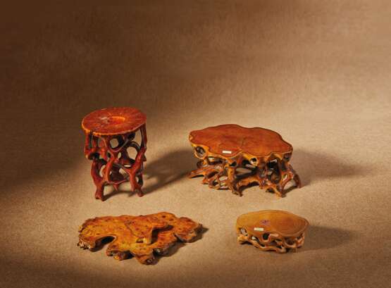 FOUR CARVED WOOD AND BAMBOO ROOT-FORM STANDS - photo 4