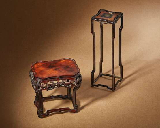 TWO MINIATURE HARDWOOD STANDS - фото 2