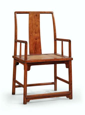 A PAIR OF HUANGHUALI `SOUTHERN OFFICIAL`S HAT` ARMCHAIRS - photo 2