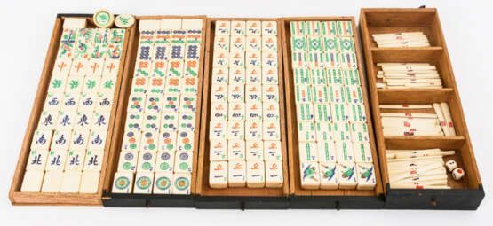 Chinesisches Mah Jong-Spiel in beschnitztem Originalkasten - Foto 2