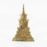 Vergoldeter kleiner Buddha im Rattanakosin-Stil - Foto 1