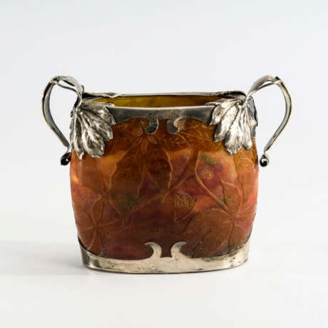 Jugendstil-Vase mit Silbermontierung - фото 1