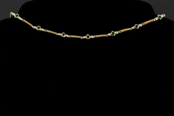 Halskette mit Smaragden und Brillanten - Foto 2