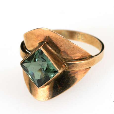Ring mit grüner Imitation - photo 1