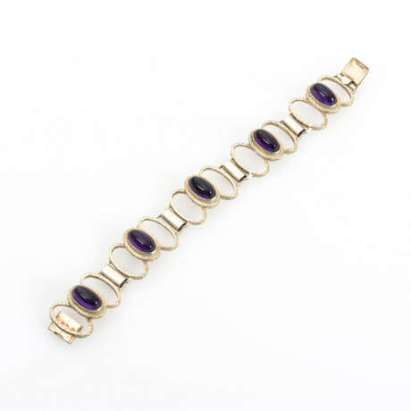 Armband mit Amethysten - фото 1