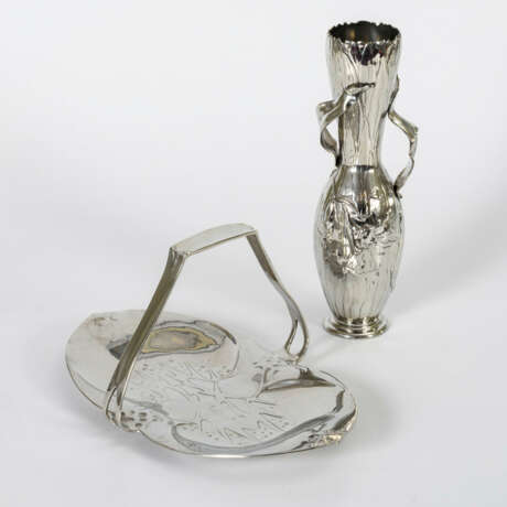 Vase und Henkelschale Jugendstil-Silberzinn - photo 1