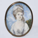 Portrait-Miniatur: Junge Dame mit Haarband - фото 1