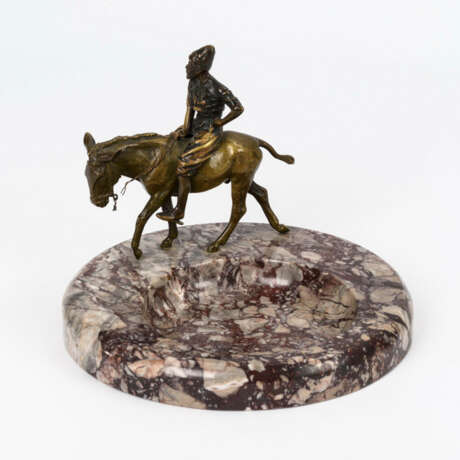 Marmorschale mit Eselreiter-Bronzefigur - Foto 1