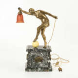 Art-déco-Lampe mit Bronze-Frauenakt - photo 2