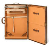 Louis Vuitton, "Valise-armoire" - photo 2