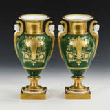 2 Biedermeier-Vasen mit Genremalerei - photo 4
