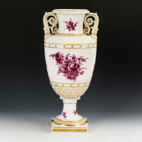 Vase mit Purpurmalerei - Foto 1