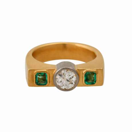 Massiver Ring mit Smaragden und Altschliffdiamant - photo 2