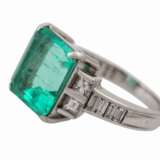 Ring mit Smaragd, ca. 5,29 ct und Diamanten - photo 5
