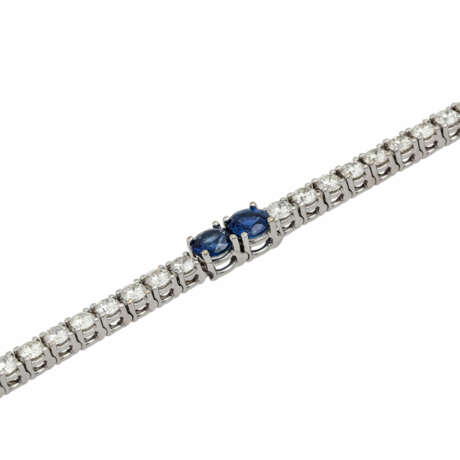 Armband mit feinen Saphiren und Brillanten - photo 4