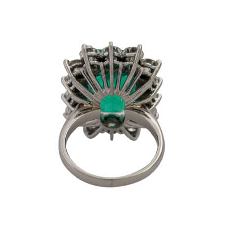 Bedeutender Ring mit feinem Kolumbianischem Smaragd - photo 4