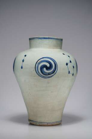 A BLUE-AND-WHITE PORCELAIN JAR WITH TAEGUK AND CONSTELLATION DESIGN - photo 1