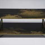 Zohiko, Heian. A TWO-TIERED LACQUER TABLE - Foto 1