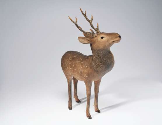 A CARVED WOOD SCULPTURE OF A DEER - photo 2
