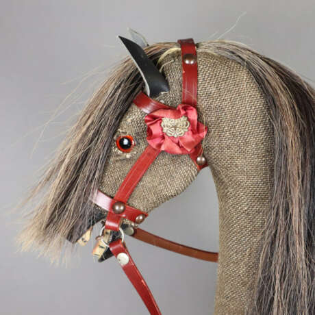 Antikes Spielzeug-Pferd - фото 2