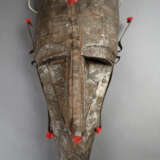 Metallbeschlagene Maske - Foto 2