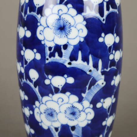 Vase mit Blütendekor - Foto 6