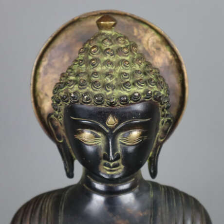 Bronzefigur des Buddha Shakyamuni - Foto 3
