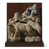 A RARE GRAY SCHIST RELIEF WITH WATER BUFFALO AND A HERDER - Foto 1