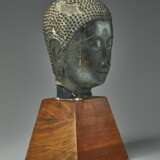 A BRONZE HEAD OF BUDDHA - photo 2