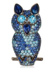 MICHELE DELLA VALLE SAPPHIRE AND BLUE TOPAZ BROOCH