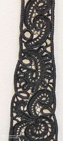 Аксессуар “The tie is black.”, Irish lace, кружево ручной работы по старинным технологиям, Modern, Кружево по старинным технологиям, Russia, 2019 год - photo 2
