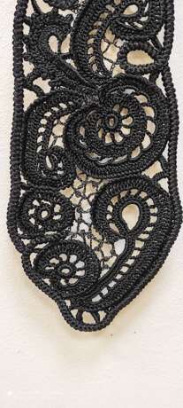 Аксессуар “The tie is black.”, Irish lace, кружево ручной работы по старинным технологиям, Modern, Кружево по старинным технологиям, Russia, 2019 год - photo 4