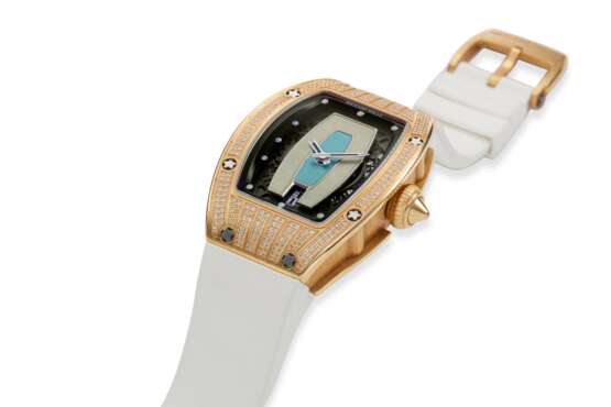 Richard Mille. RICHARD MILLE, RM007 AG PG, 18K PINK GOLD, DIAMOND AND MOTHER-OF-PEARL - photo 2