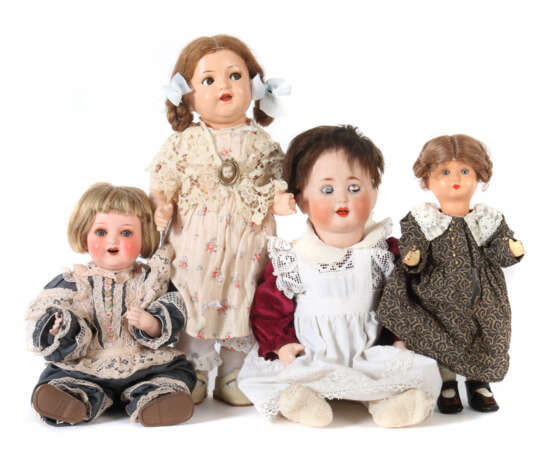4 Puppen ca. 1. Hälfte bis Mitte 20. Jahrhundert - Foto 1