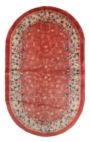 Ovaler Chinateppich Mitte 20. Jahrhundert - Foto 1